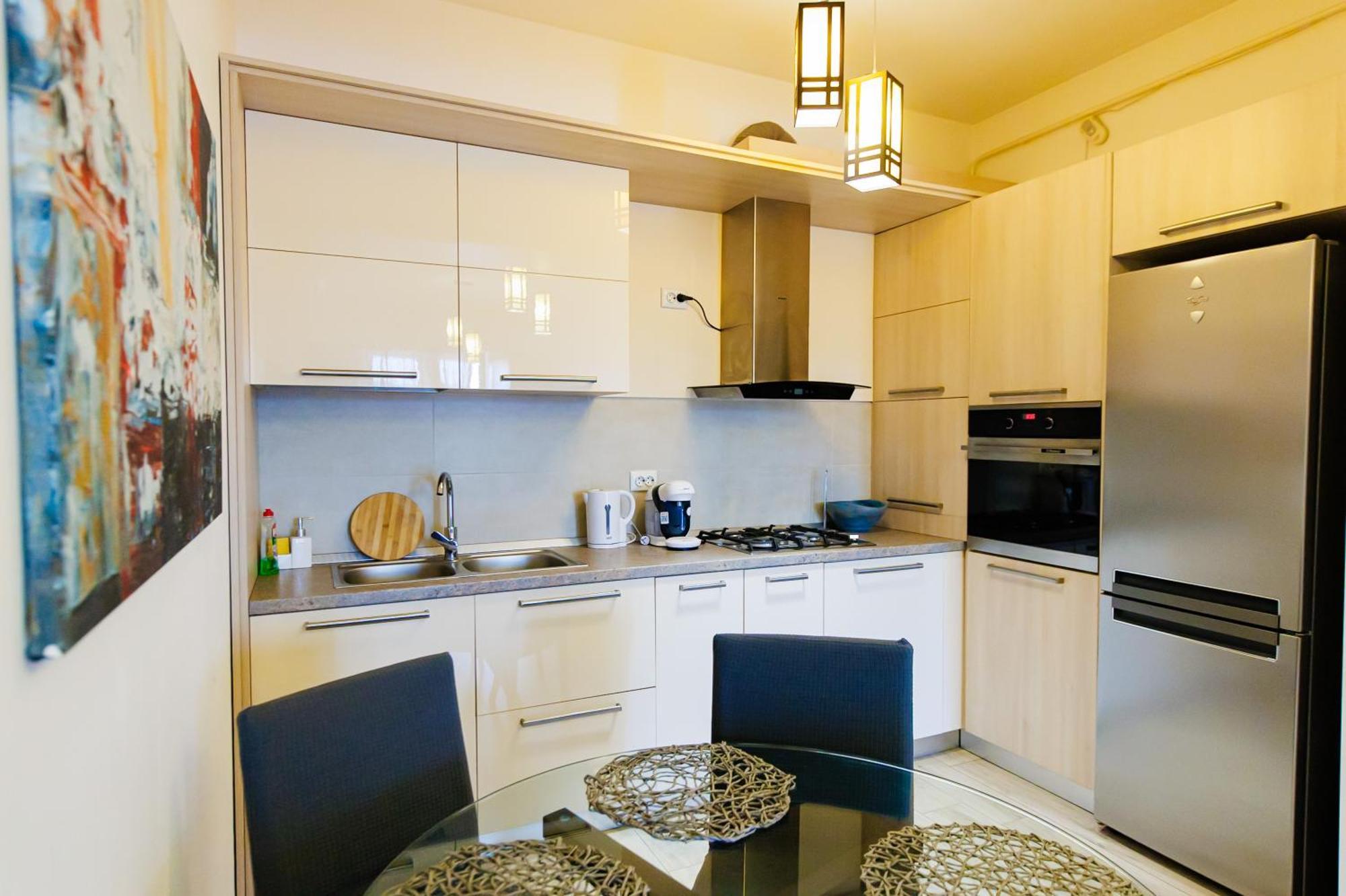 Tod Apartments Palas Mall ヤシ エクステリア 写真